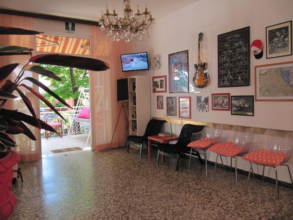 Hotel Villa Elia Rimini Exterior foto