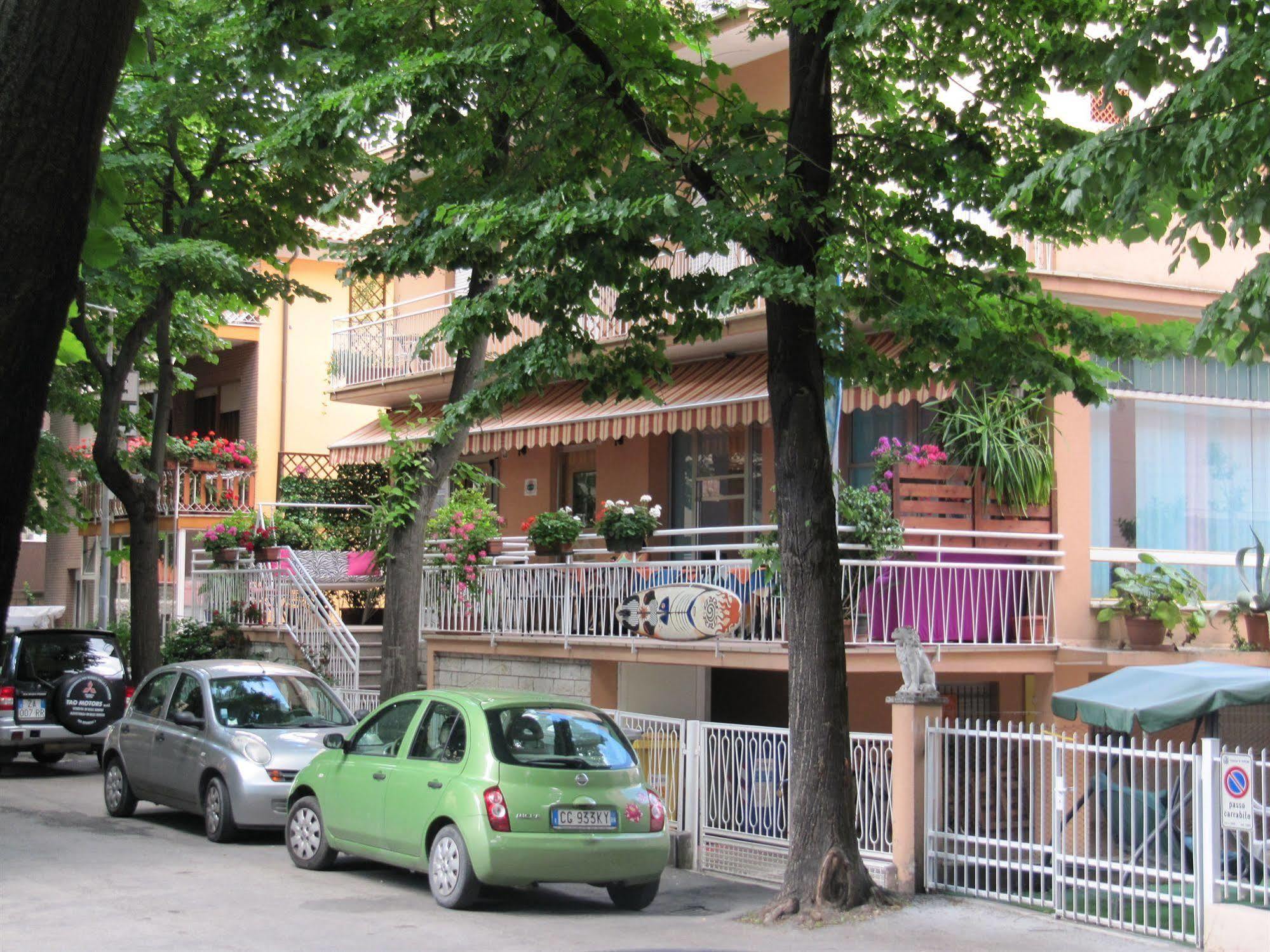 Hotel Villa Elia Rimini Exterior foto