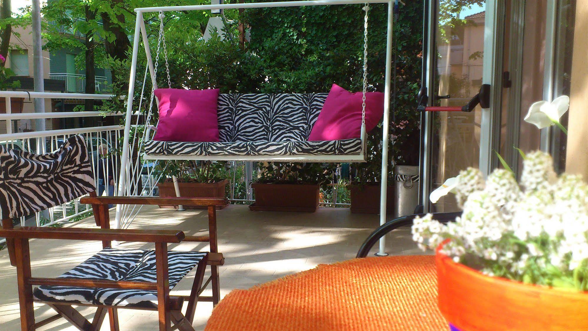 Hotel Villa Elia Rimini Exterior foto